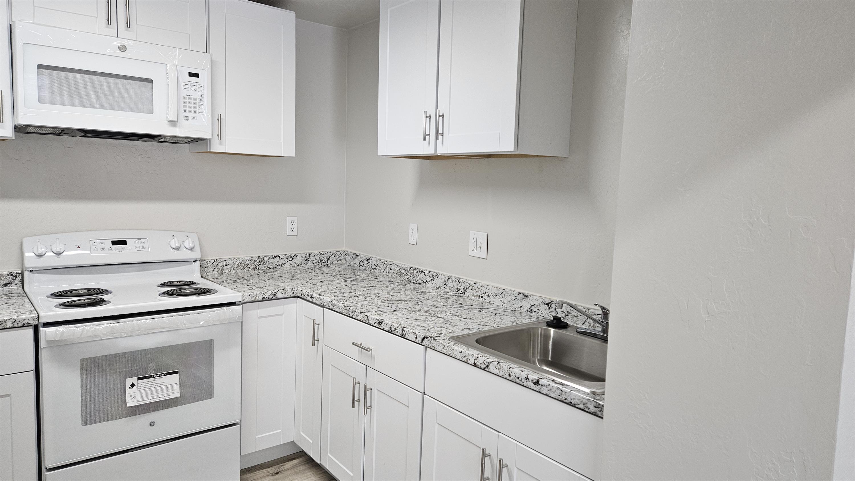 1180 Cove View Road - 1